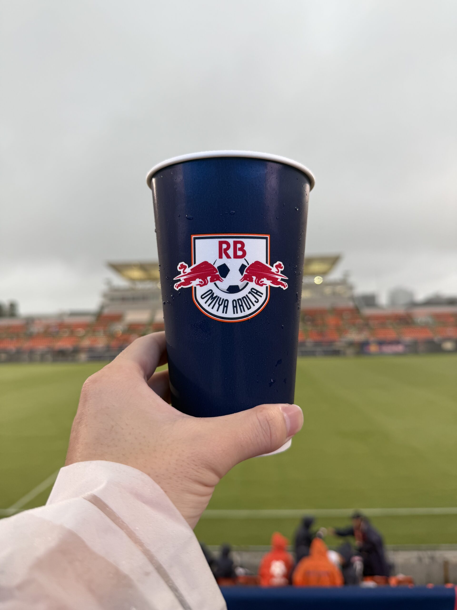 NACK5スタジアム大宮で手にしたRB大宮アルディージャのロゴ入りカップ